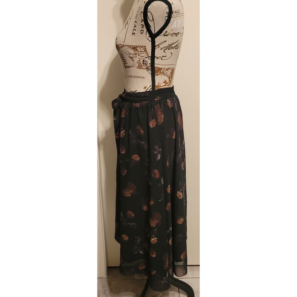 Disturbia Dark Moody Floral Monica Midi Skirt Black Chiffon Gothic AW23M80 Sz 4 - Picture 4 of 6